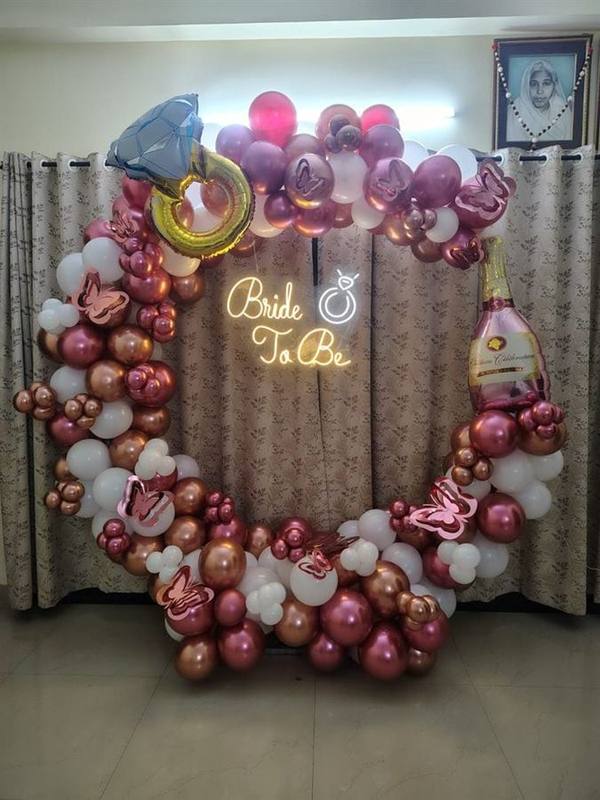 Rose Gold Bride To Be Neon Ring with Champagne Balloon Pune
